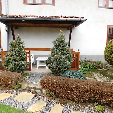 Family Vacation Topolnitza Дом отдыха *