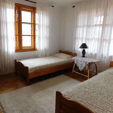 Family Vacation Topolnitza *